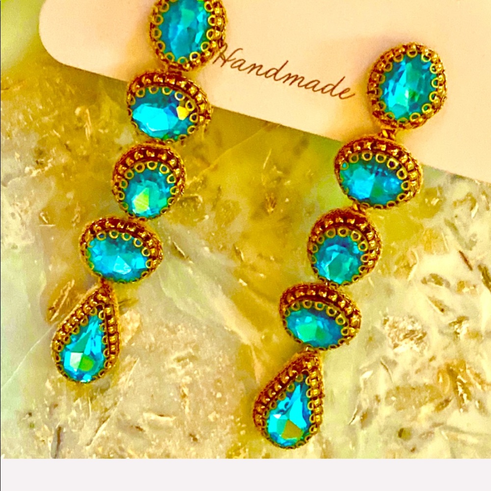 NWT Deepa Gurnani Turquoise Crystal Bead Earrings - Picture 11 of 11
